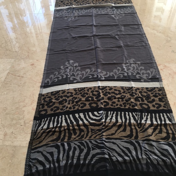 Scarf - Picture 2 of 3